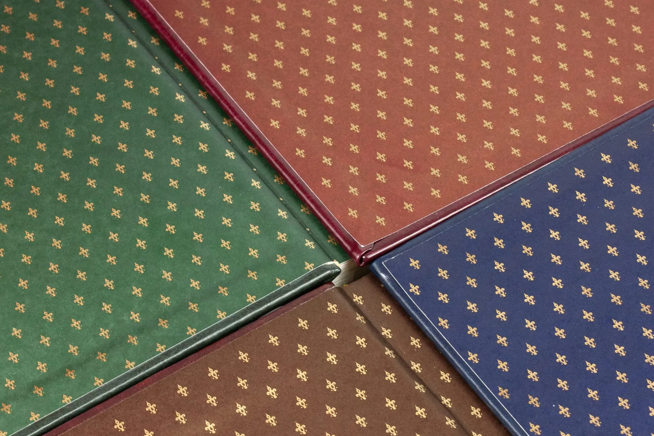 Пушкин А. С. «Избранные сочинения», Толстой Л. Н. «Кавказские произведения», Гоголь Н. В. «Мёртвые души», Чехов А. П. «Повести и рассказы» - изображение 9